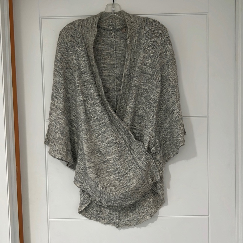 Grey sweater